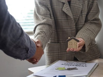 Contratos con hitos y validación ALTUM: blindaje estratégico para remodelar sin riesgos