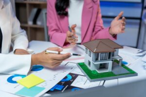 Blindaje documental: contratos, penalidades y checklist para inversionistas